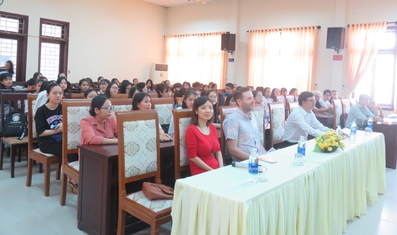 information-sharing-session-of-us-government-scholarship-programs-hosted-by-the-us-consulate-ho-chi-minh-city