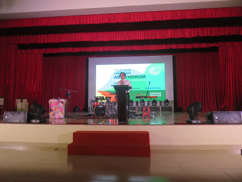 german-music-exchange-program-between-hue-university-students-and-ab-syndrom-band-from-federal-republic-of-germany