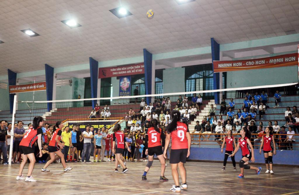 be-mac-giai-bong-chuyen-hoi-the-thao-dai-hoc-va-chuyen-nghiep-hue-lan-thu-xxii-nam-2017