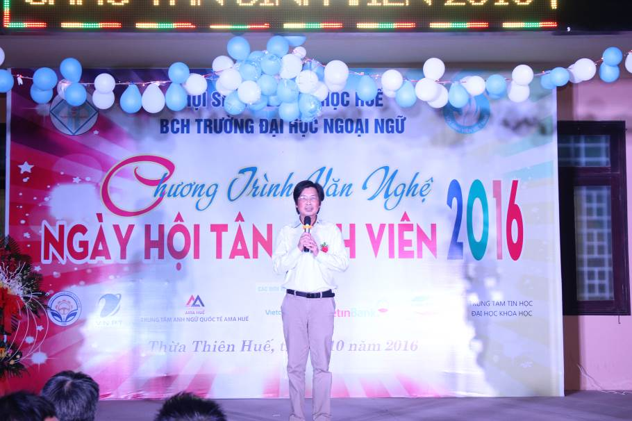 ngay-hoi-chao-don-tan-sinh-vien-2016