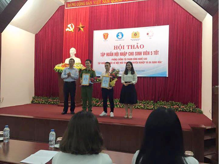 hoi-thao-tap-huan-hoi-nhap-cho-sinh-vien-5-tot