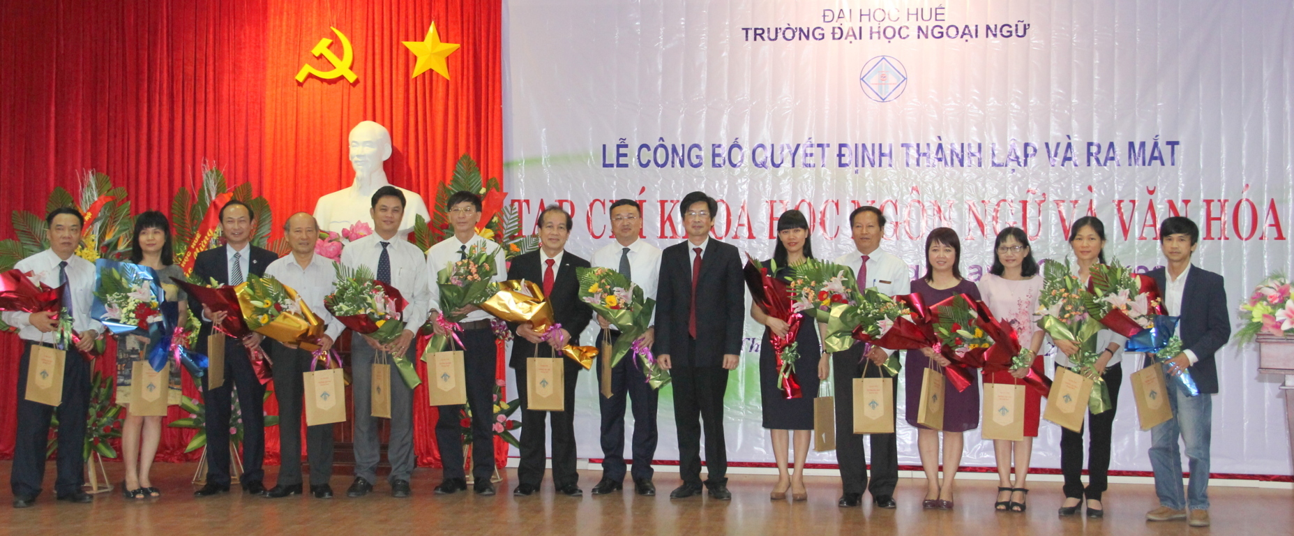 le-cong-bo-quyet-dinh-thanh-lap-va-ra-mat-tap-chi-khoa-hoc-ngon-ngu-va-van-hoa-truong-dai-hoc-ngoai-ngu-dai-hoc-hue