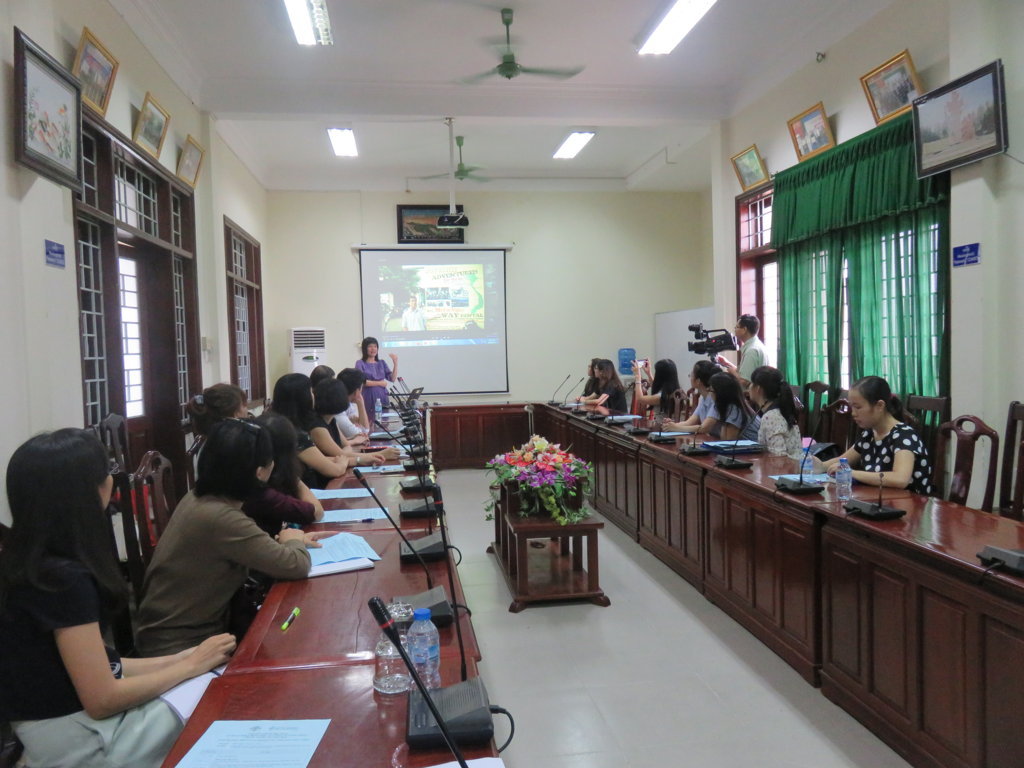 hoi-thao-ap-dung-hoat-dong-hoc-tap-phuc-vu-cong-dong-trong-giang-day-dai-hoc