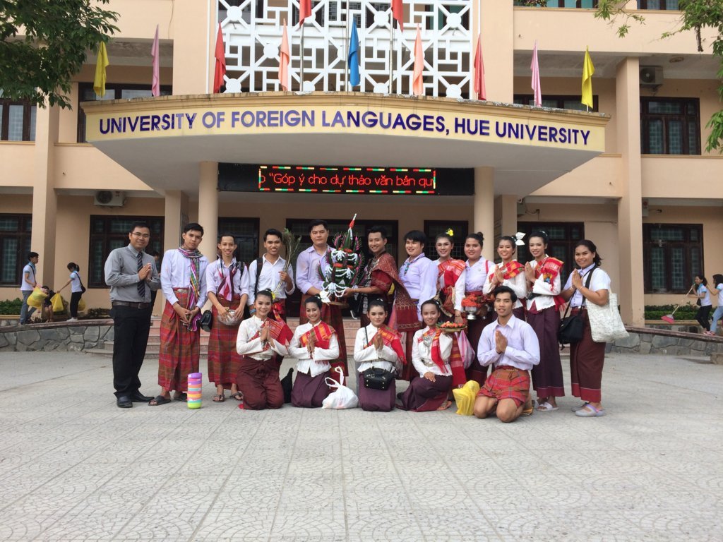soi-noi-cac-hoat-dong-giao-luu-giua-sinh-vien-truong-dai-hoc-ngoai-ngu-dai-hoc-hue-voi-sinh-vien-truong-dai-hoc-hoang-gia-buriram-thai-lan