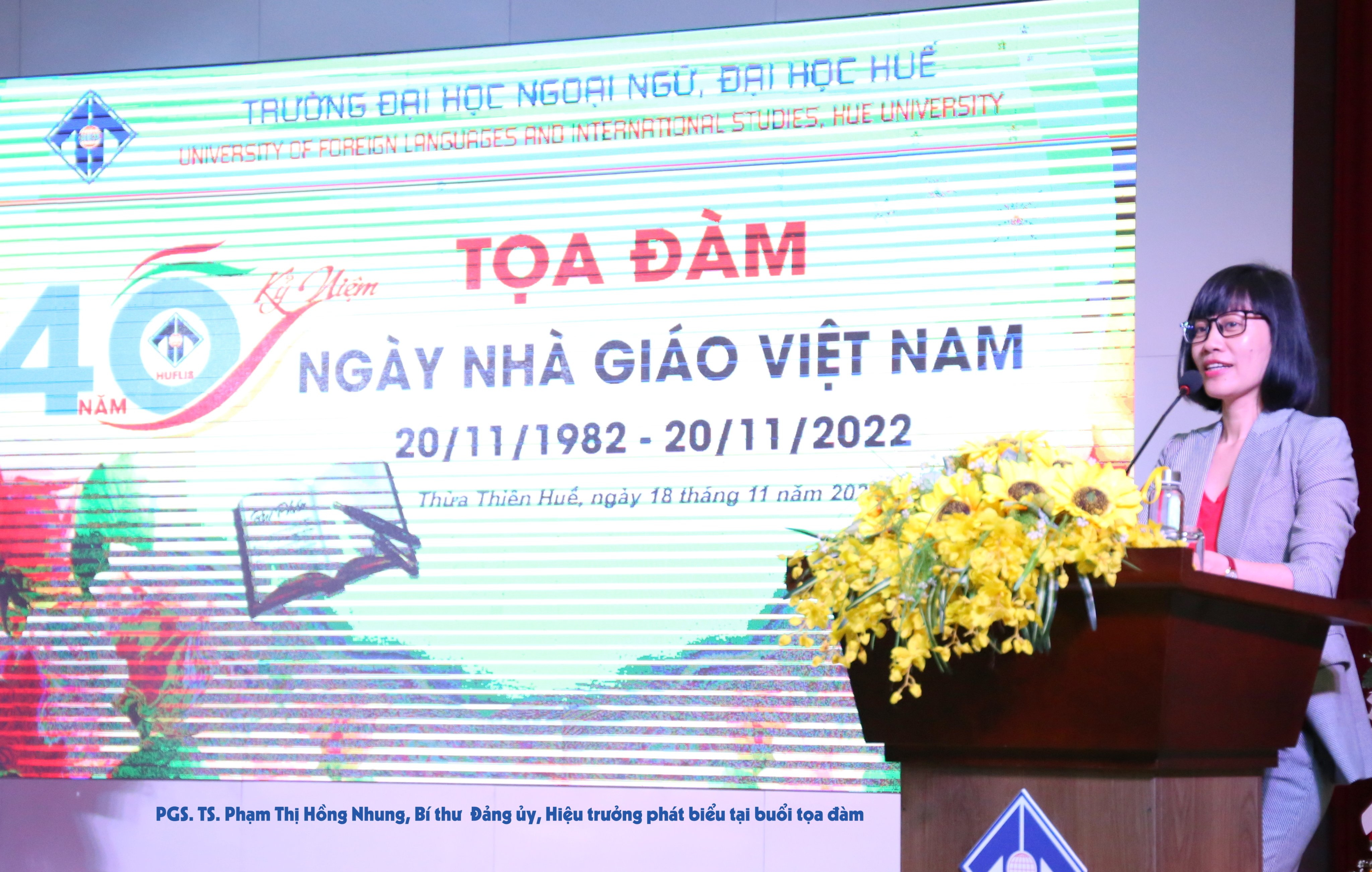toa-dam-ky-niem-40-nam-ngay-nha-giao-viet-nam