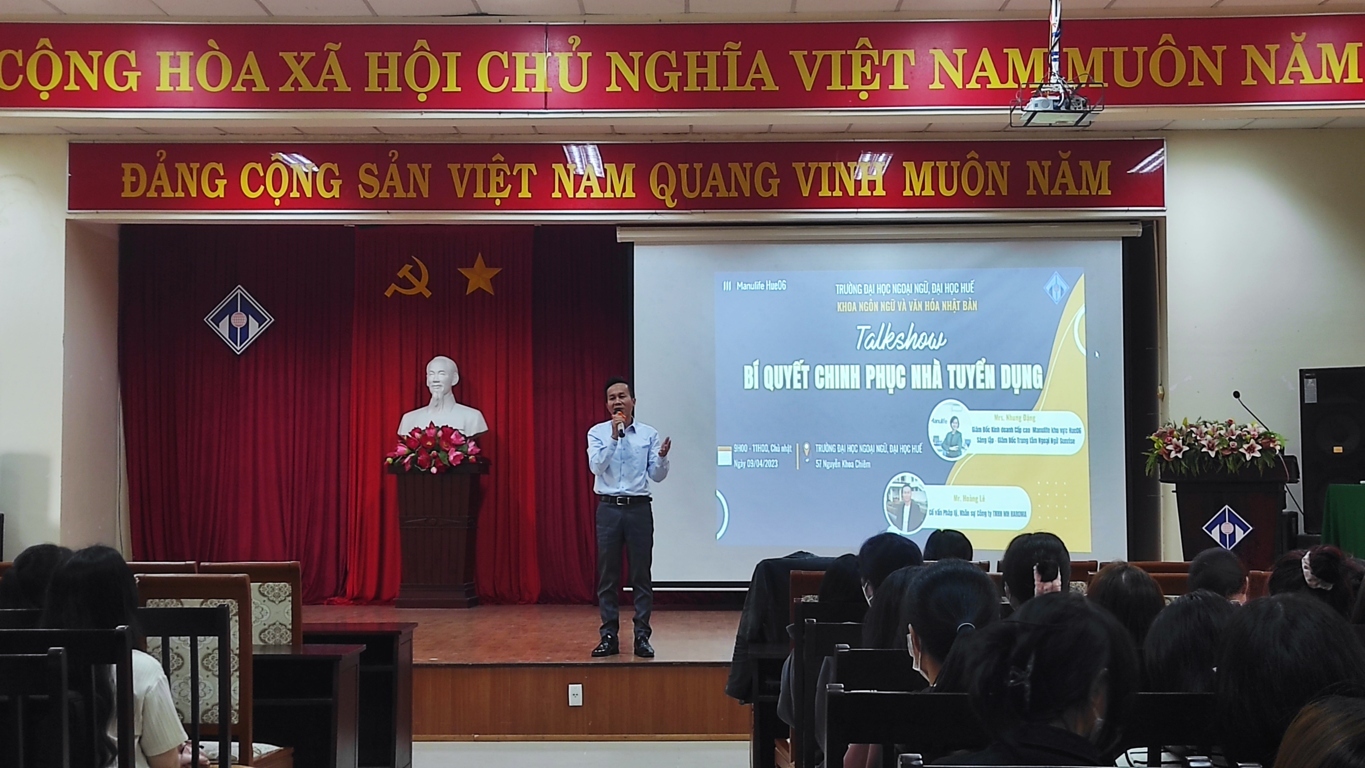 khoa-nnvh-nhat-ban-to-chuc-talk-show-bi-quyet-chinh-phuc-nha-tuyen-dung