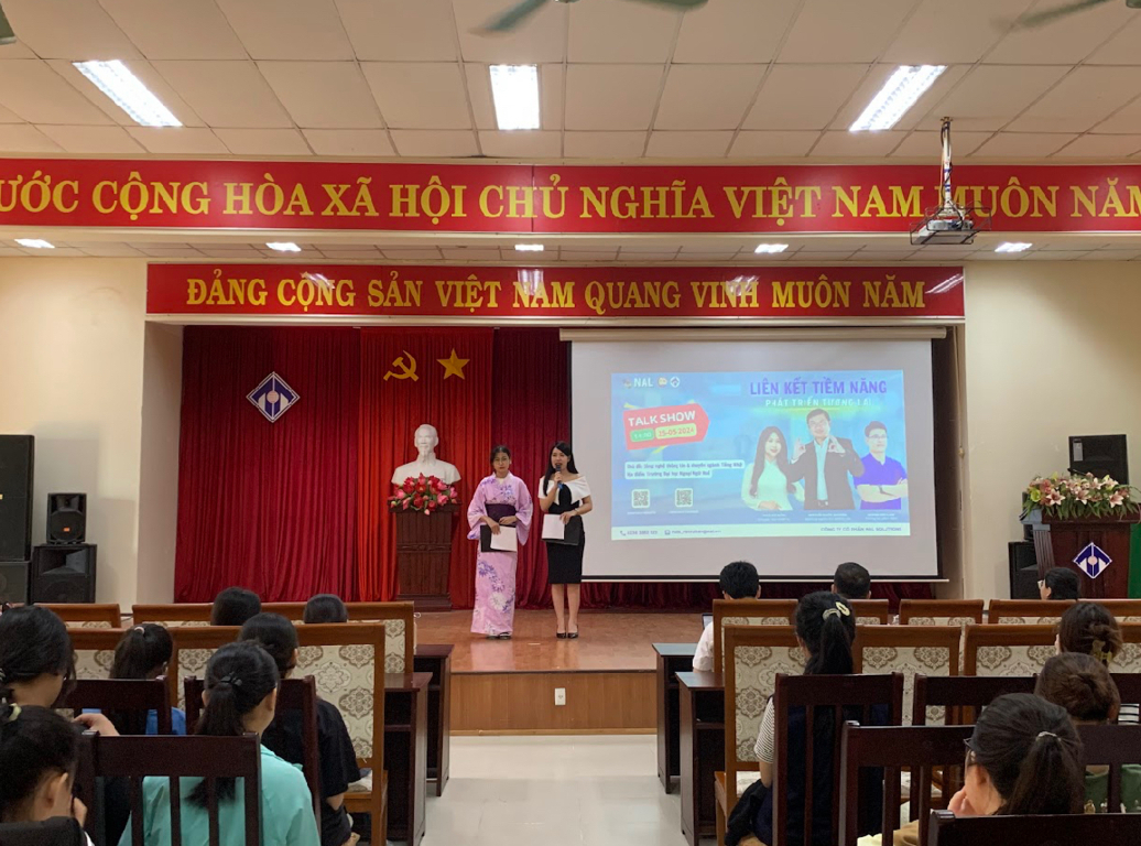 talkshow-chu-de-cong-nghe-thong-tin-va-chuyen-nganh-tieng-nhat-lien-ket-tiem-nang-phat-trien-tuong-lai