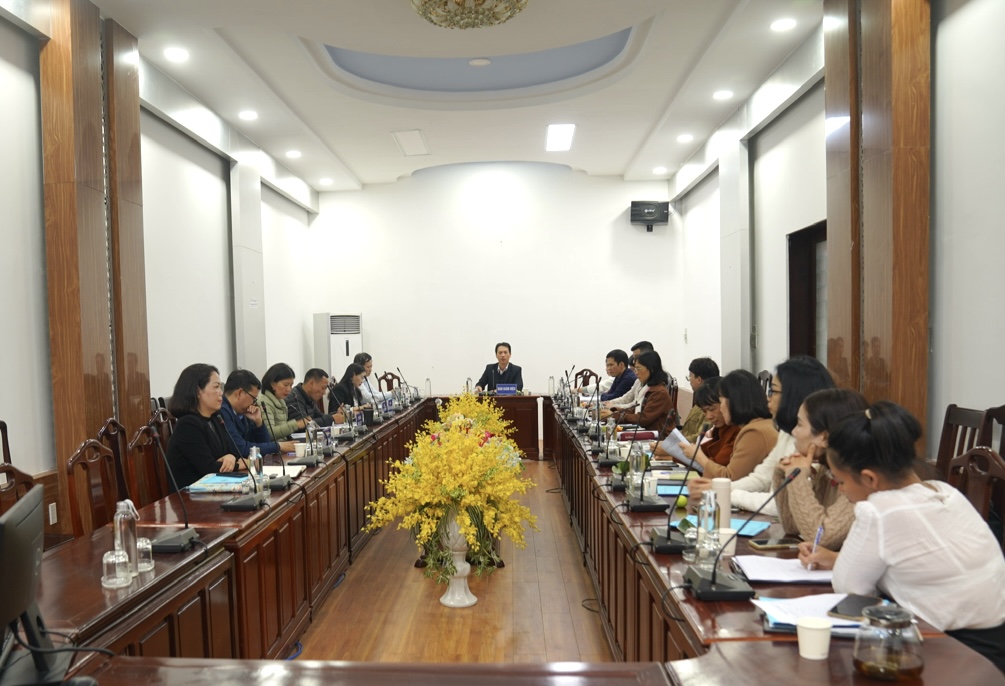 truong-dai-hoc-ngoai-ngu-dai-hoc-hue-to-chuc-hoi-nghi-tong-ket-cong-tac-hop-tac-quoc-te-nam-hoc-2023-2024-dinh-huong-nhiem-vu-trong-tam-nam-2024-2025