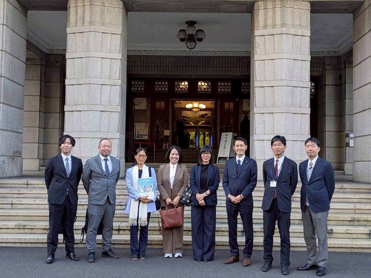 huflis-tham-va-lam-viec-tai-cac-doanh-nghiep-nhat-ban