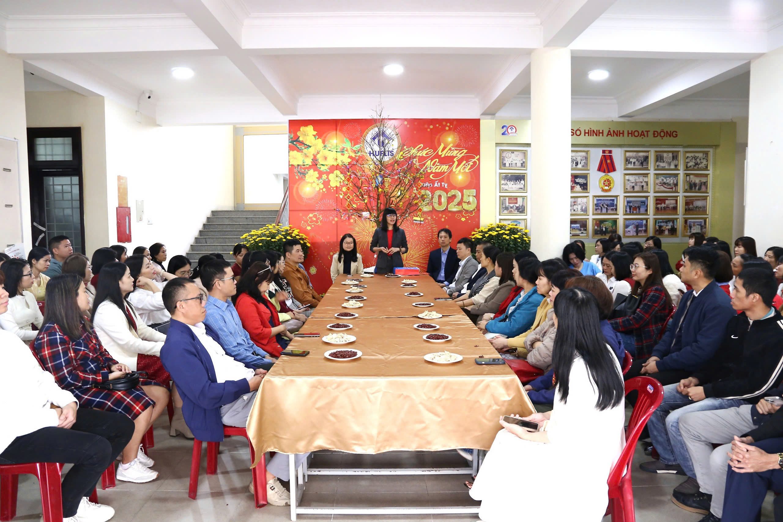 gap-mat-dau-xuan-va-phat-dong-tet-trong-cay-at-ty-2025