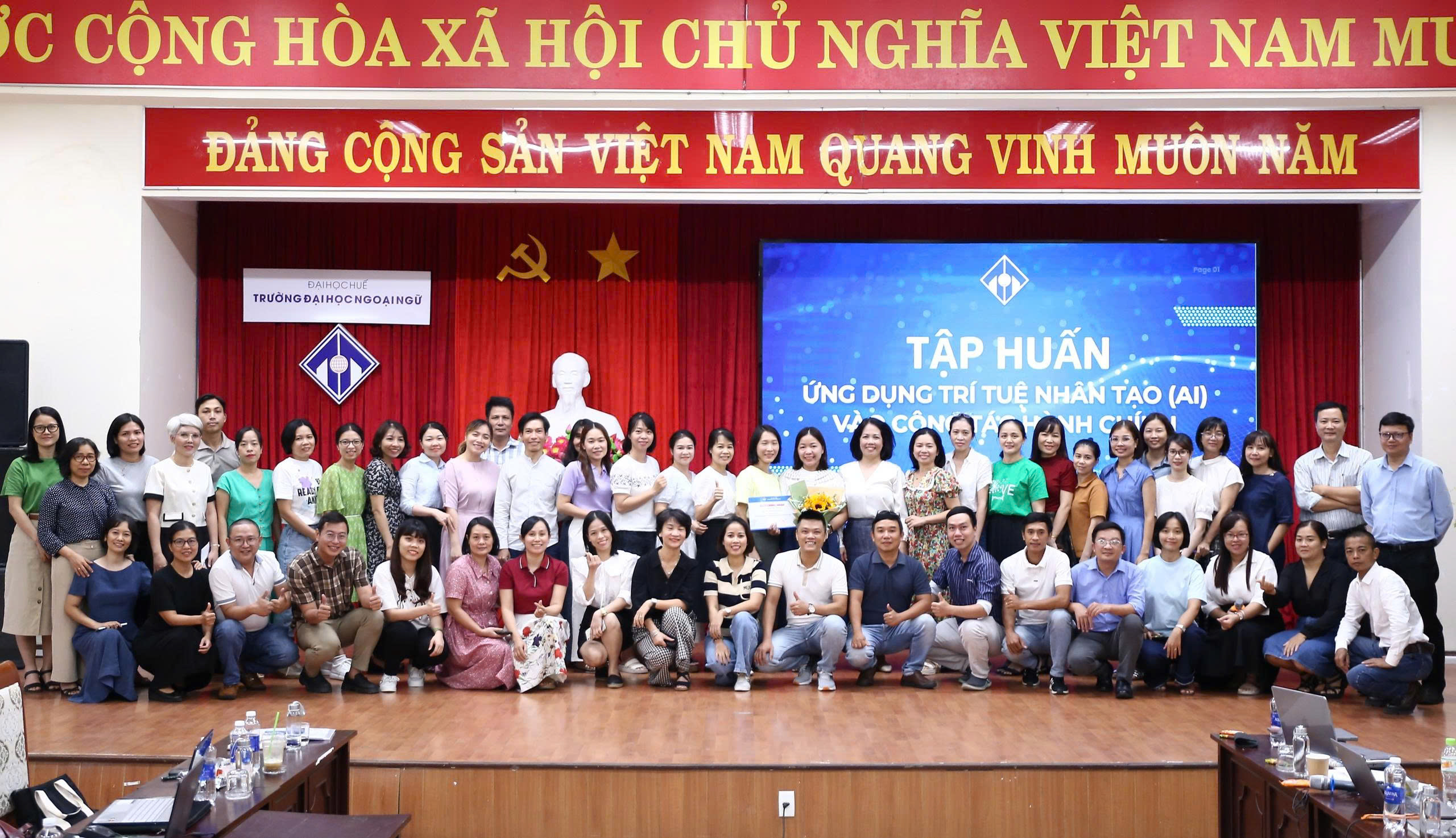 nang-cao-nang-luc-ung-dung-tri-tue-nhan-tao-phuc-vu-cong-tac-quan-ly-hanh-chinh-tai-truong-dai-hoc-ngoai-ngu-dai-hoc-hue